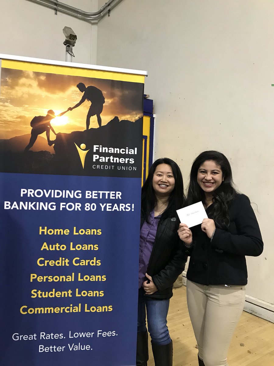 FP_CU's tweet photo. Thanks to everyone who stopped by our booth at the Career Fair at Warren High tonight! 👩‍💼👨‍💼🙌 And congrats to all of our raffle winners!! 😄🎉 

Warren High School Downey Unified School District Warren High PTSA
 
#GETMADE #warrenhigh #downey #careers https://t.co/9SrCZDAkiN