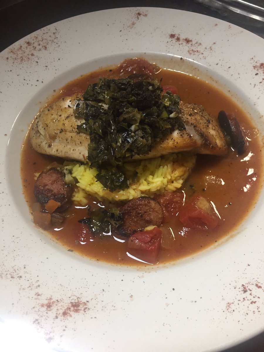 Rococos's tweet photo. Great guests tonight hanging with @ChefBruce_R enjoyed a couple of the features https://t.co/qrXGnaTpkE