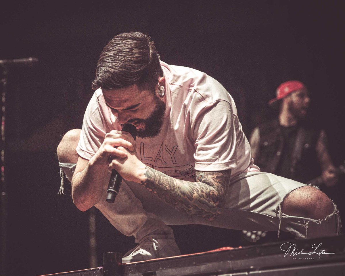 ArchCitySports's tweet photo. Few shots of @jeremymckinnon from @adtr at @ChaifetzArena on Friday night:

Full Gallery: https://t.co/iuRzVOgZJZ

📷: @MickLite7 https://t.co/P5b1QRNwZI