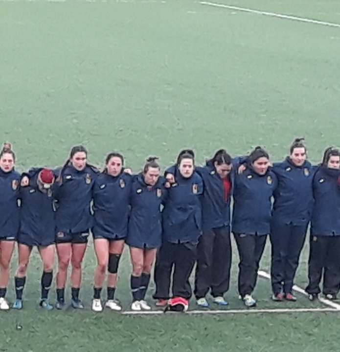 Ahora si.... ya podemos decir que nuestra ex-jugadora debutó y con triunfo en el europeo felicidades. #rugby #utrera #rugbyfemenino #rugbyeurope