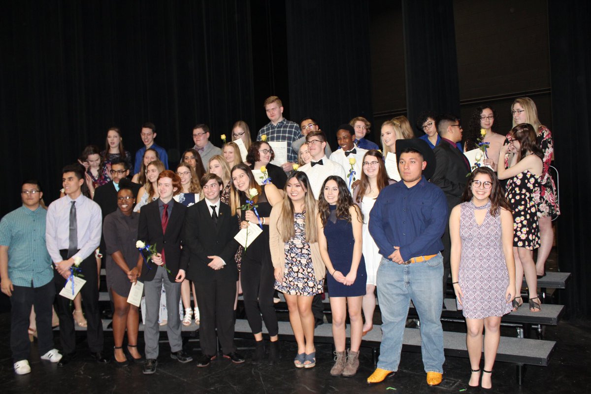 PlanoNHS's tweet photo. awesome induction ceremony! congrats to seniors and inductees!! https://t.co/5d96WjS9kh
