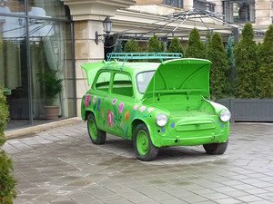 Всем мужчинам по машине