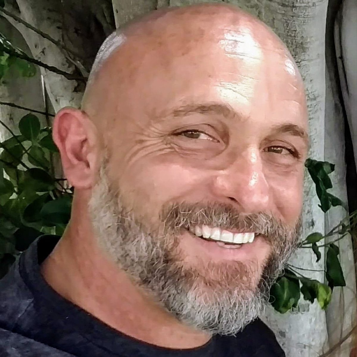 RobDuBois's tweet photo. Okay, below is the link to my Reality Rally bio. And in my next post here, shortly, I'll share the link to the Michelle's Place DONATION page so you can start kicking breast cancer's ass.

https://t.co/40WV2t1iC7 https://t.co/p3zGUhOeDz