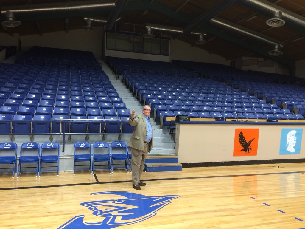 THECoachO's tweet photo. 16 years ago-I walked off this floor w/our team(& my good friend-broadcaster-Rich Epp) My 3rd yr & a Big Time 🏀W for our COLBY CC Trojans over Barton County(80-69! BIG SPOON had 22 & 10 in front of 1,167 fans👍🏻)I will never forget👍🏻
Why would I never forget 🤔 #9HOURSlater https://t.co/zSkx5k89Jl