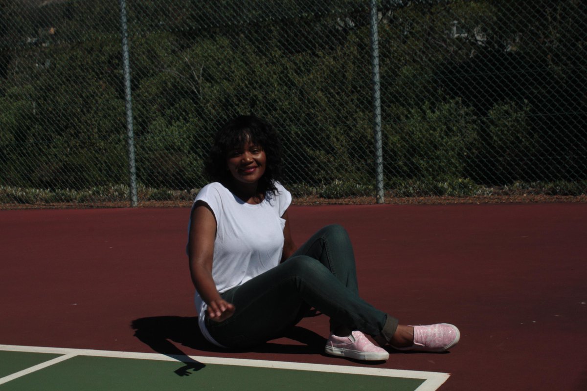 AdoringTankiEm's tweet photo. Tanki Em &amp; tennis courts https://t.co/Knb51VrN5C