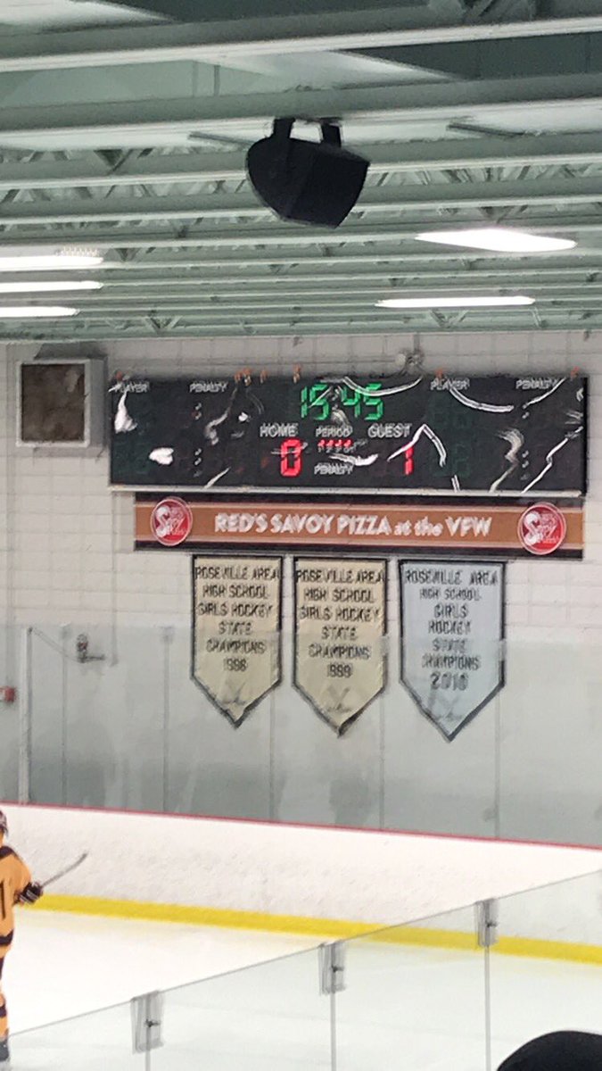 SimleyBaseball's tweet photo. WHAT A GAME! WHAT A FINISH FOR @SimleyPucks, on to the section finals! Hats off to @Packer_Hockey for one heck of a game! https://t.co/FxojM1c4Ra