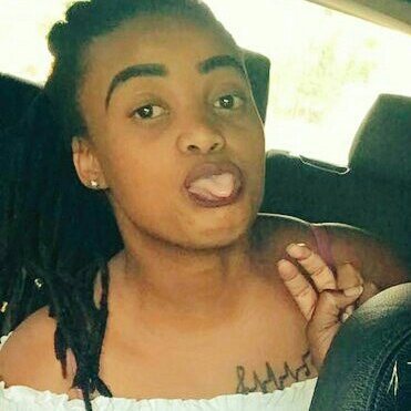 KayMorapedi's tweet photo. #NewProfilePic
#GirlsWithLocks
#GirlsWithDreadlocks
#NubianQueens 
❤👑💯😍 https://t.co/0xbh8spFej