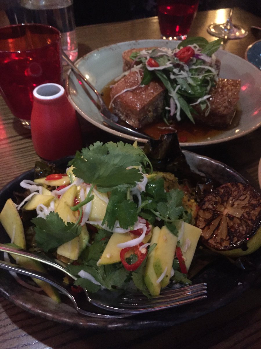 jtb_au's tweet photo. <メルボルンより>メルボルン市内にある創作アジア料理のお店へ行ってきました!店内は落ち着いた雰囲気で、テラス席もあるのでお天気の良い日は外で風を感じながら食事ができます。https://t.co/D2aj0XlyKV #メルボルン #アジア料理 #スパイス #REDSPICEROAD #甘辛い料理が好き https://t.co/XRnM6fdDPh