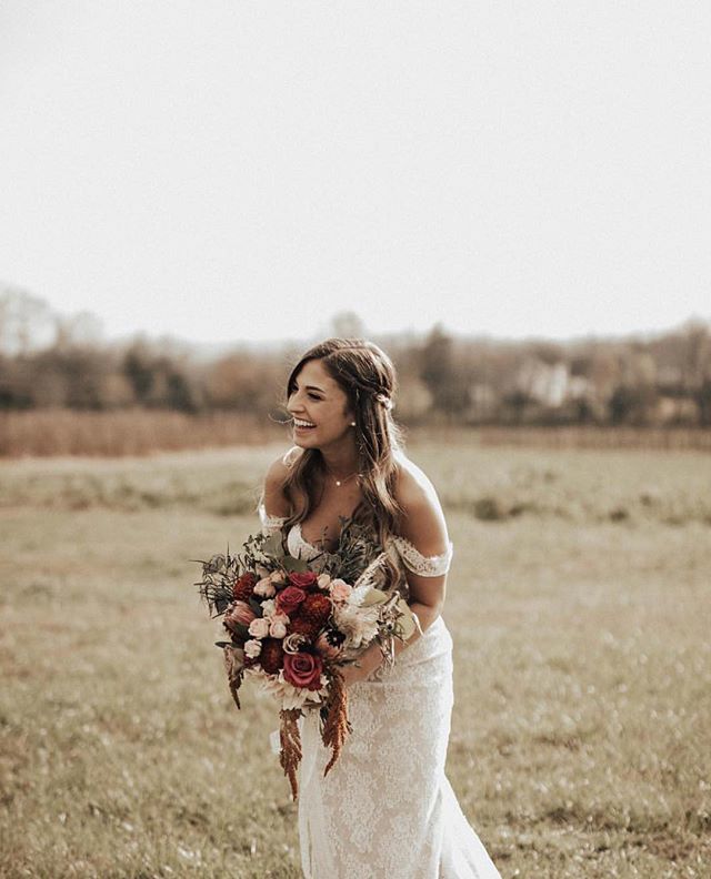 ✨All Smiles✨ over here. Who wouldn't be on their wedding day wearing a custom #OliaZavozina dress 🤷🏻‍♀️.📸: <a href="/rachelelise/">emo space queen</a>.photo 💕 OZBride @marywrightbranum ift.tt/2F1UrdK