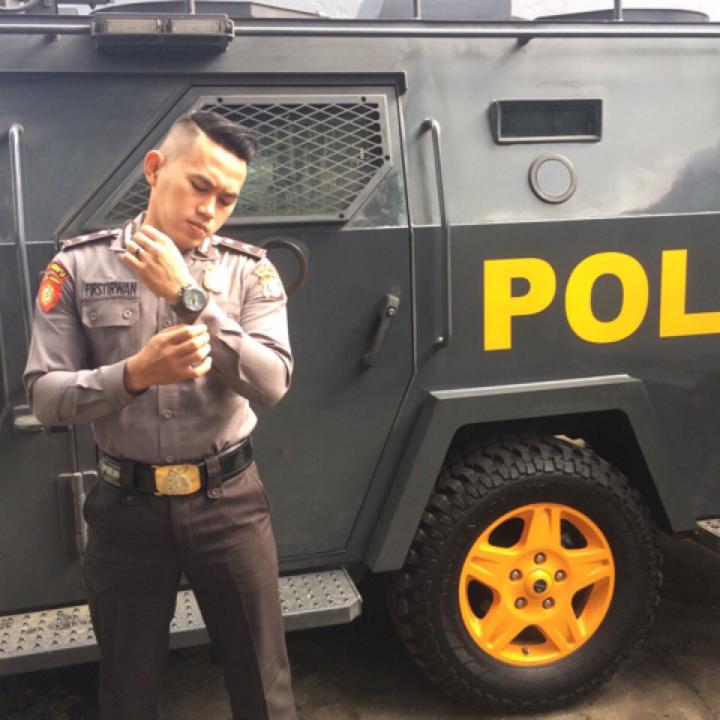 Firstirwan's tweet photo. ayo pergi bersamaku on #BIGOLIVE https://t.co/B4Z1fWhlov https://t.co/tRymB4jMYZ