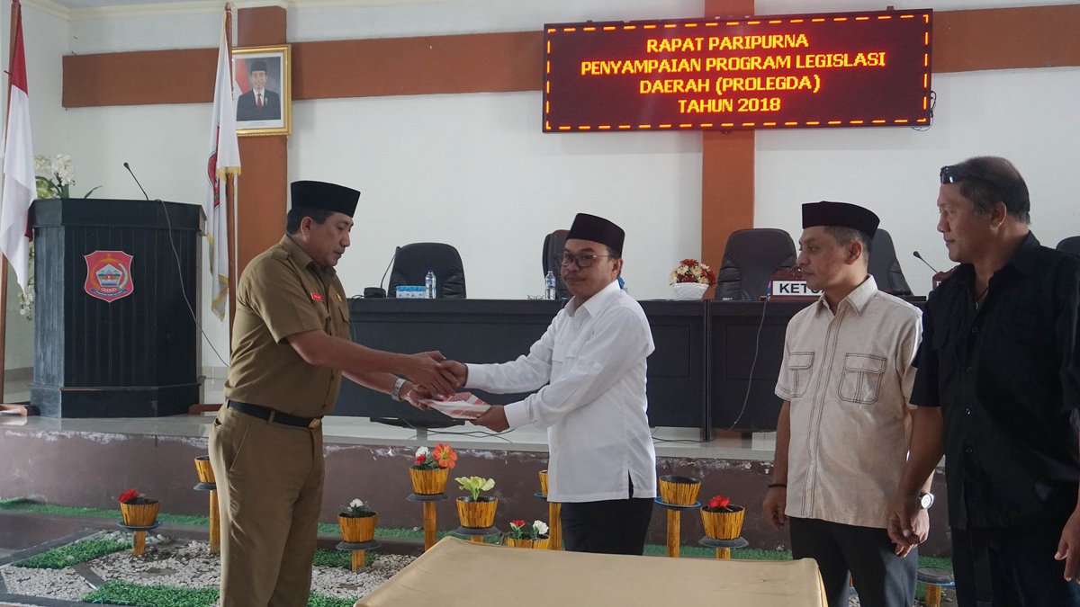 ProkopimBoneBol's tweet image. #Prolegda Kabupaten Ditetapkan

#bonebolango #bonebol
bonebolangokab.go.id/web/berita-pro…