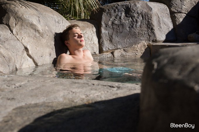 8teenBoy Latest | Ethan Helms Solo Session ? @EthanHelmsXXx https://t.co/ZenawONWkV https://t.co/Vdx