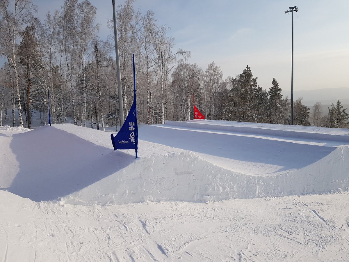 C'est parti pour les entraînements aujourd'hui en Russie! 
<a href="/douane_france/">Douane française</a> <a href="/dynastarskis/">Dynastar</a> <a href="/CE_RhoneAlpes/">PoC via badhacker0x1</a> <a href="/StationAreches/">Arêches-Beaufort 🏔️</a> <a href="/UvexWintersport/">Uvex Wintersport</a> 
#-20°