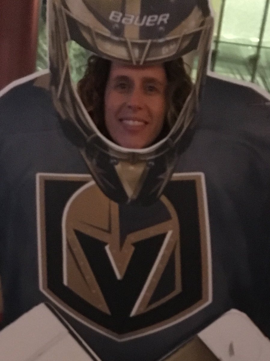 StagFullalove's tweet photo. #Vegasborn https://t.co/itVsZiLxdN