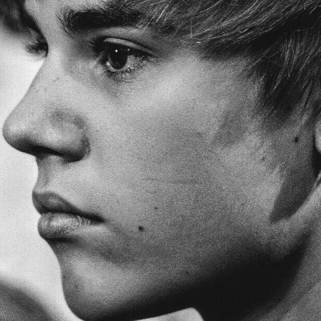 picsjdbieber's tweet photo. https://t.co/rw4J2G4cCL