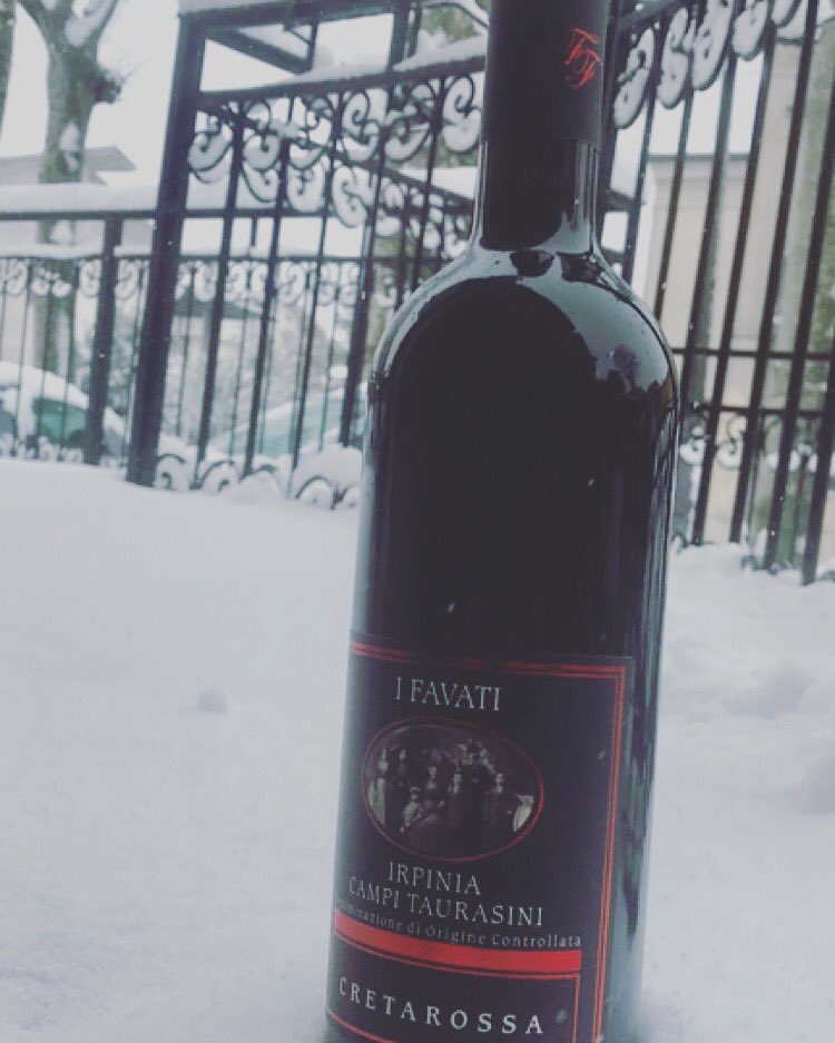 IFavati's tweet photo. • SNOWFLAKES •
🍷
#wine #ootd #tasting #ifavati #cantineifavati #cellar #vino #winelover #green #winetasting #food #foodandwine #love #madeinitaly #landscape #snow https://t.co/uIcGSaygM0