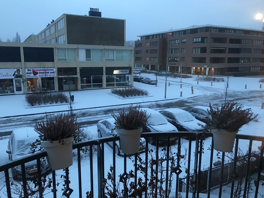 AndrewOrsatti's tweet photo. @dannykeens @AerLingus The view from my balcony. #NotDublin #NotShannon #ThisIsAmsterdam

As for your connecting flight... 😩 https://t.co/teLQ1SO5hs