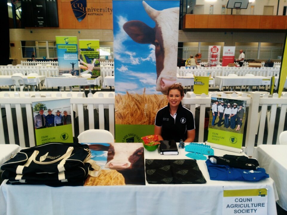 GlobalGrazingAU's tweet photo. 2018 Launch of the CQU Agriculture Society... Uplifting the country kids who come to uni, increasing their professional and personal networks around the community ! #CQUni https://t.co/qAWQrTTAGW