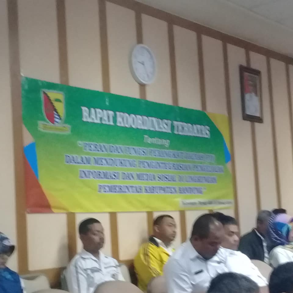 Rakor Pengintegrasian Pengelolaan Informasi dan Media Sosial @Balewinaya #2802 <a href="/humaskabbandung/">Humas Pemkab Bandung</a> <a href="/InfoBdgKab/">Info Kab. Bandung</a>