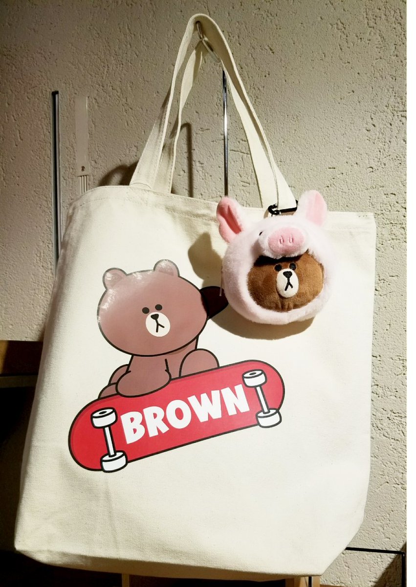 新商品入荷してます‼
フェイスコインケース👛
フレンズシリーズ(4種類)¥1,512
ジャングルシリーズ(4種類)¥1,620です！
とっても可愛くて種類もたくさんあります💕コインもたくさん入ります✨
友達とお揃いも可愛い😍
ご来店お待ちしてます‼
#LINEフレンズ #原宿 #新商品 #原宿ストア #最終日