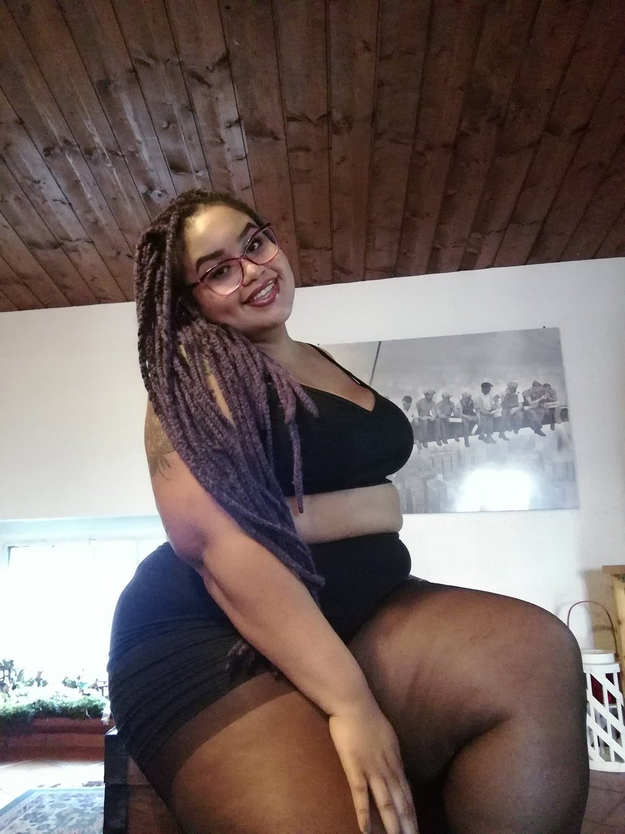 ArianaNawti's tweet photo. #bbw #thickthighsmatter #biggirlsdoitbetter #smileybbw #chubbylicious https://t.co/gBn3fLtaP9