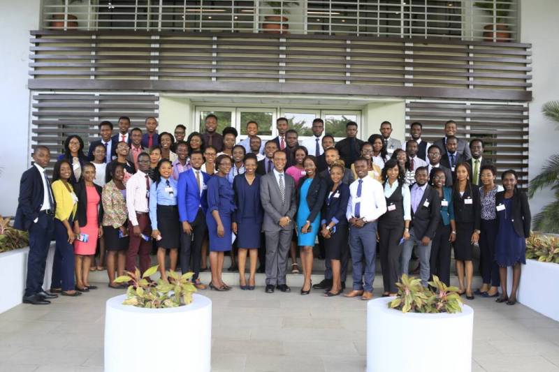 BusinessDayNg's tweet photo. Junior Achievement Nigeria hosts 50 youth to her annual #ventureinmanagementprogram 2018 edition https://t.co/CoozMaVezG https://t.co/zbuwjOxCzO