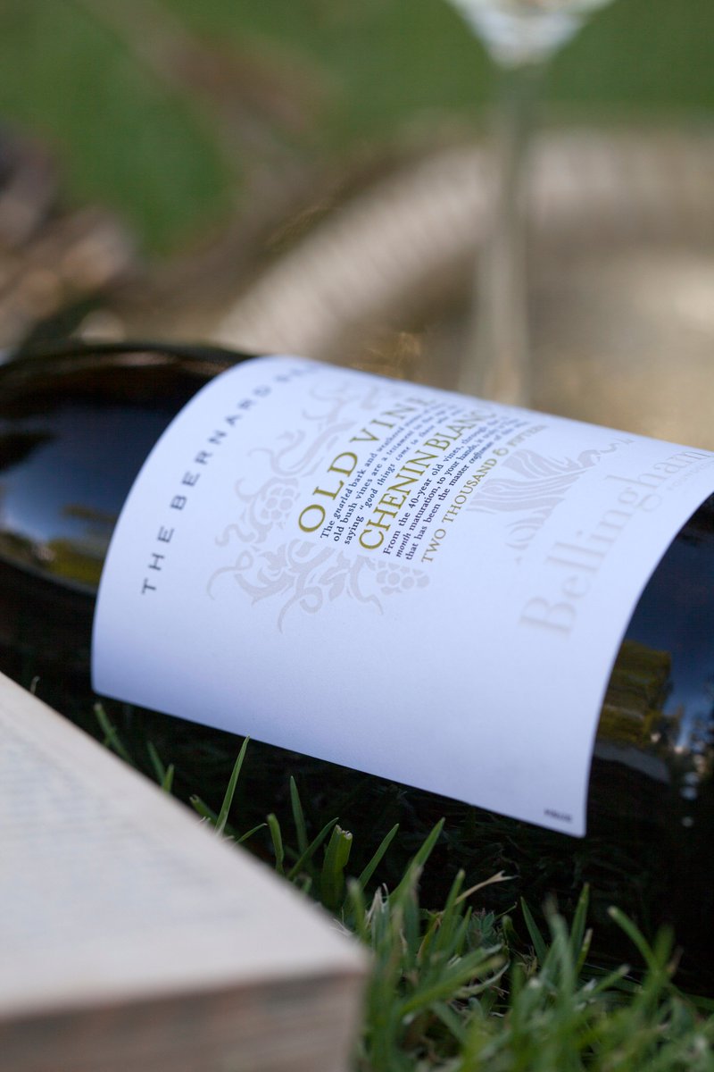 Bellinghamwines's tweet photo. Bellingham The Bernard Series Old Vine Chenin Blanc rated one of SA's best on @vivino! #WineAwards #BellinghamWines #BernardSeries
Read more here: https://t.co/KfXWRoJUUB https://t.co/1T1uNOyFO1