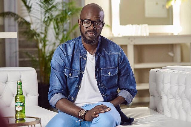 BKingx17's tweet photo. #MMUpdates
South African DJ @RealBlackCoffee has announced that he has collaborated with @hunterscider on a new upcoming project #MorningMayhem
@TransAfrica872 https://t.co/KbM2OGcK9Z