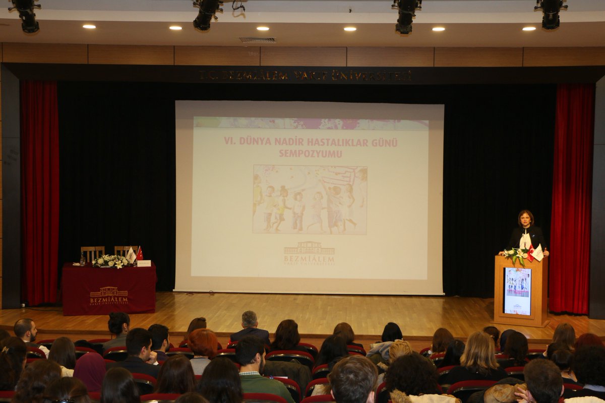 Nadir hastalıklara dikkat çekmek ve farkındalık oluşturmak için “VI. Dünya Nadir Hastalıklar Günü Sempozyumu”nda değerli akademisyenlerimiz ve öğrencilerimizle bir aradayız