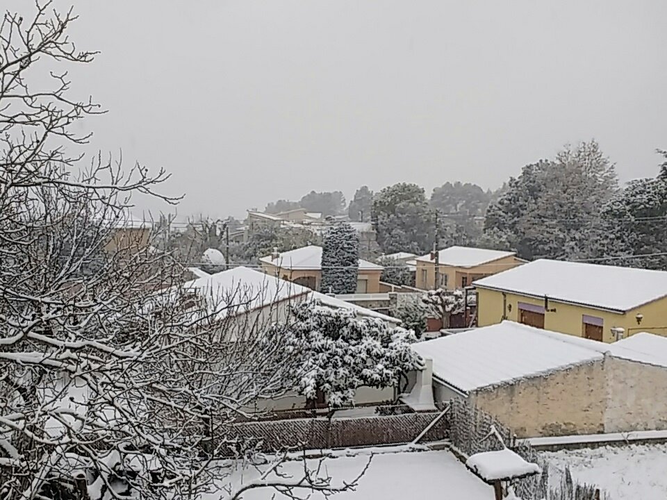 Crijija's tweet photo. #NevadaTV3 #meteocat #NEUCAT https://t.co/fIAvoeOTTa