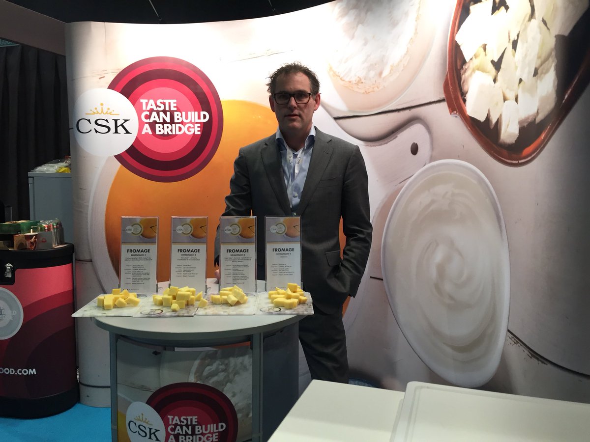 AgriParijs's tweet photo. Mooie stands met o.a. prachtige NL #kazen van nieuwkomers #Remijn, #Kaaslust, #CSK, #Intercheese op @SalonduFromage (tijdens @Salondelagri). @Gemzu @AgroBericht https://t.co/NJjUwPZcwa