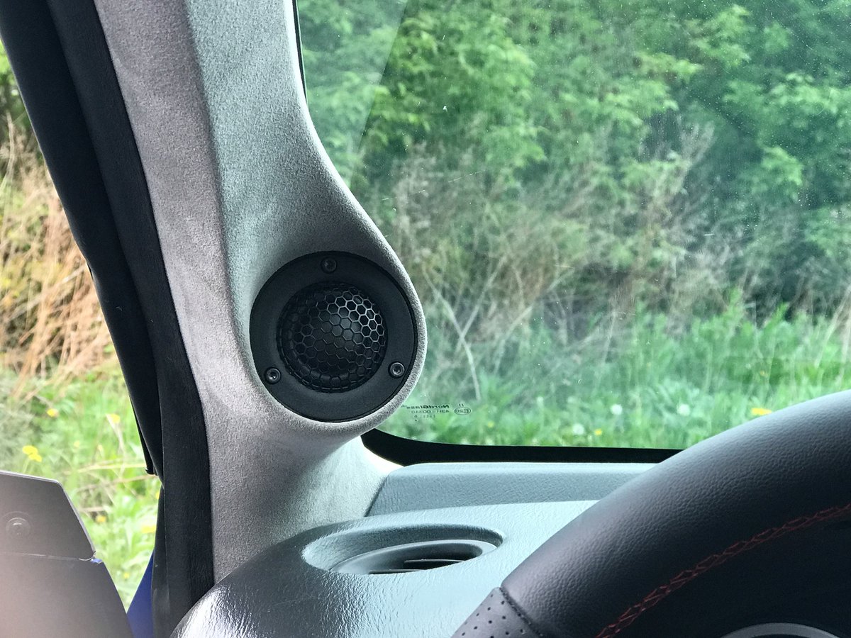 frankhasselriis's tweet photo. Scan-Speak Automotive Aftermarket ๐๐
Nice A-Pillar work.
#ScanSpeak #CarAudio #CarSpeakers #Apillar https://t.co/zpxeyLpG2Q