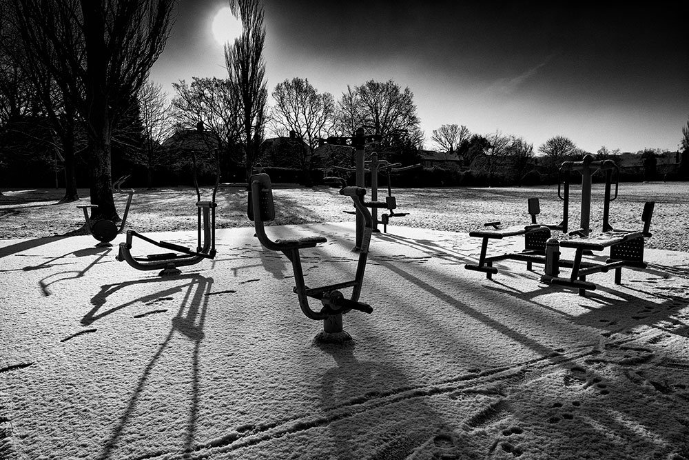 mediasynthesis's tweet photo. 'Winter Playground', The Beast from the East has reached the Hampstead Garden Suburb... #HGSTrust #suburbarchives #NikonatGrays #nikonownermag #UKNikon @promenader https://t.co/jPKBaDrwNN