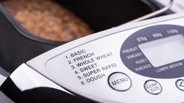 BritishBaker's tweet image. Further evidence has emerged that Brits are falling back in love with bread - with @Argos_Online reporting a surge of interest in bread makers: goo.gl/msFpVG #breadmakers #carbs #bakery