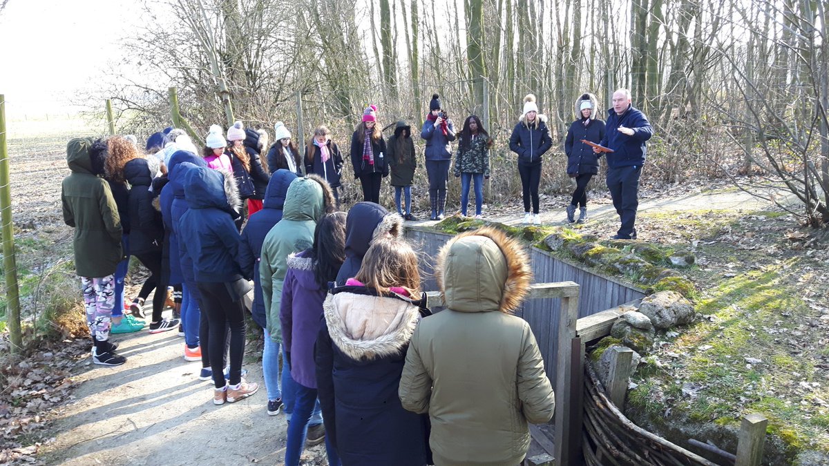 WGSGHistory's tweet image. Thank you to @AngliaTours for a fantastic trip to the Ypres salient last Friday. The students were really engaged with some brilliant stories and interaction. Once again students from @WilmingtonGSG show how great they are!