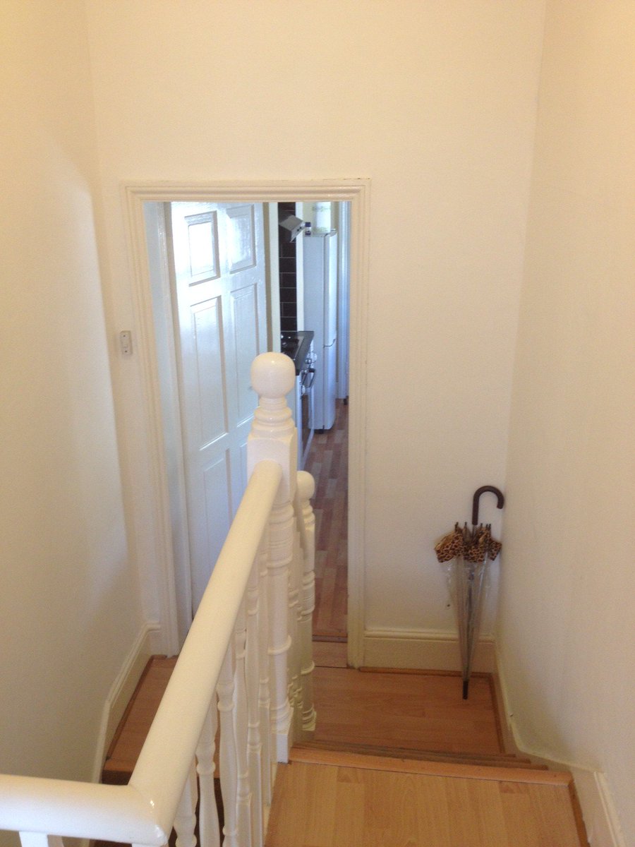 Heathcrest101's tweet photo. #Flatshare
Double Rm #Greenwich 5 Min to #Station
Rent: £143 pw 
CLEAN QUIET FLAT, LOOKING FOR CLEAN QUIET HOUSE MATES :)

1 DOUBLE ROOM AVAILABLE IN THIS NEWLY REFURBISHED FRIENDLY FLAT IN GREENWICH GET TO CENTRAL LONDON IN JUST 15 MINUTES. https://t.co/RwsbbABglP