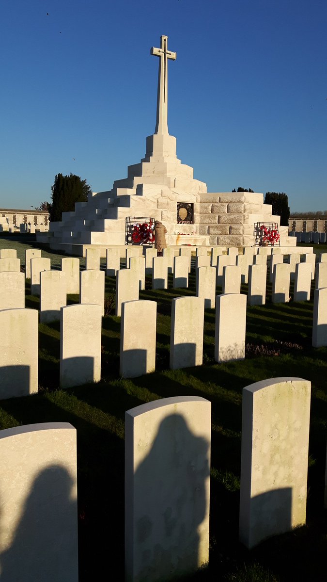WGSGHistory's tweet image. Thank you to @AngliaTours for a fantastic trip to the Ypres salient last Friday. The students were really engaged with some brilliant stories and interaction. Once again students from @WilmingtonGSG show how great they are!