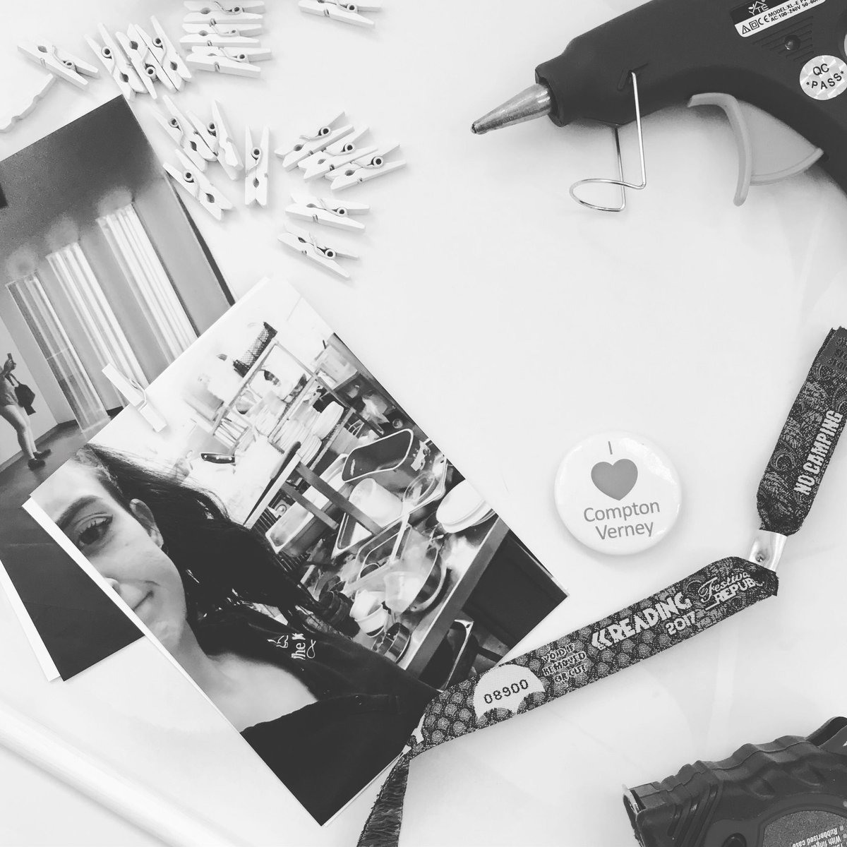 installing “The Butterfly Effect” - a look at the path my life has taken as a consequence of taking a studio space at the Artist’s Workhouse - part of the opening exhibition of 2018, I THINK THIS WORLD IS MAGICAL ✨
opening night this Friday 2nd 6.30PM B80 7AU <a href="/artistworkhouse/">ArtistsWorkhouse</a>