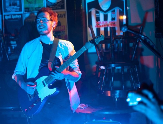 Chough-ing Hell, what's that? #CORVID #onstage #Bath #bathbands #bigguitarsound #RoyalOak #guitar #lookup