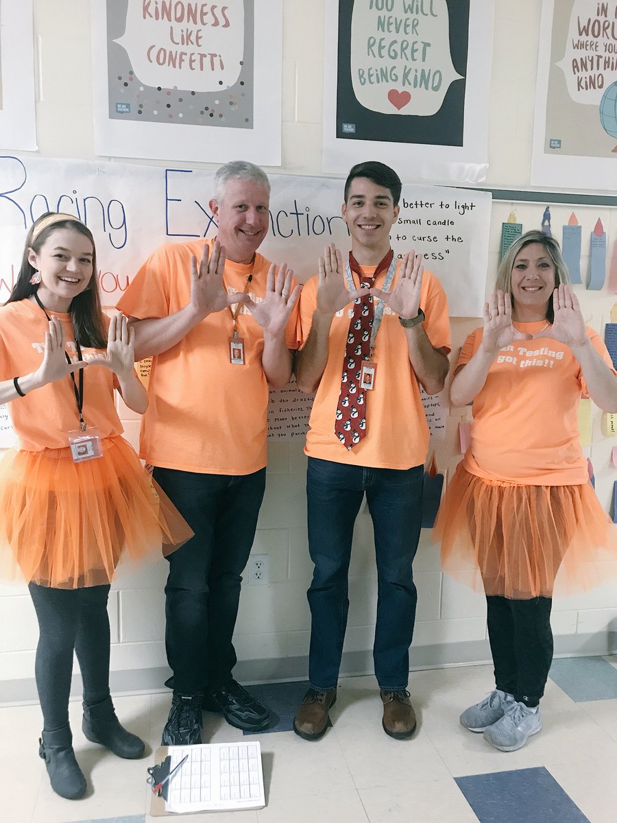 TLMcCann_VCSCTE's tweet photo. Environmental Science PLC rocking the #TuTunTies #TitanTesting @UHS_Lorax @uhsenviro ๐งก๐๐ป๐งก https://t.co/WvVQZ2AGOy