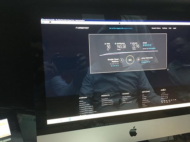realmau5's tweet image. almost 1000 Mbps 🔥#googlecomputeengine #lit ift.tt/2FdmN8i