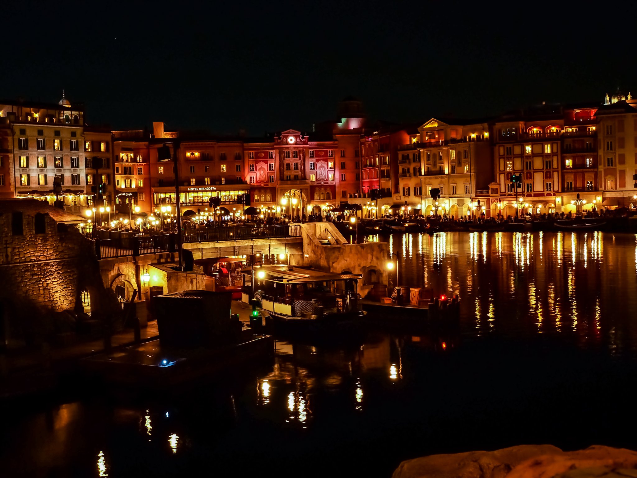 あひる隊長 ディズニー Sea Of Dreams ディズニーシーの夜景はどこを切り取っても綺麗 もうすぐ夢の終わり Olympuspenepl7 ディズニーシー ディズニー夜景 写真好きな人と繋がりたい ファインダー越しの私の世界 T Co 9hk9j54qqp