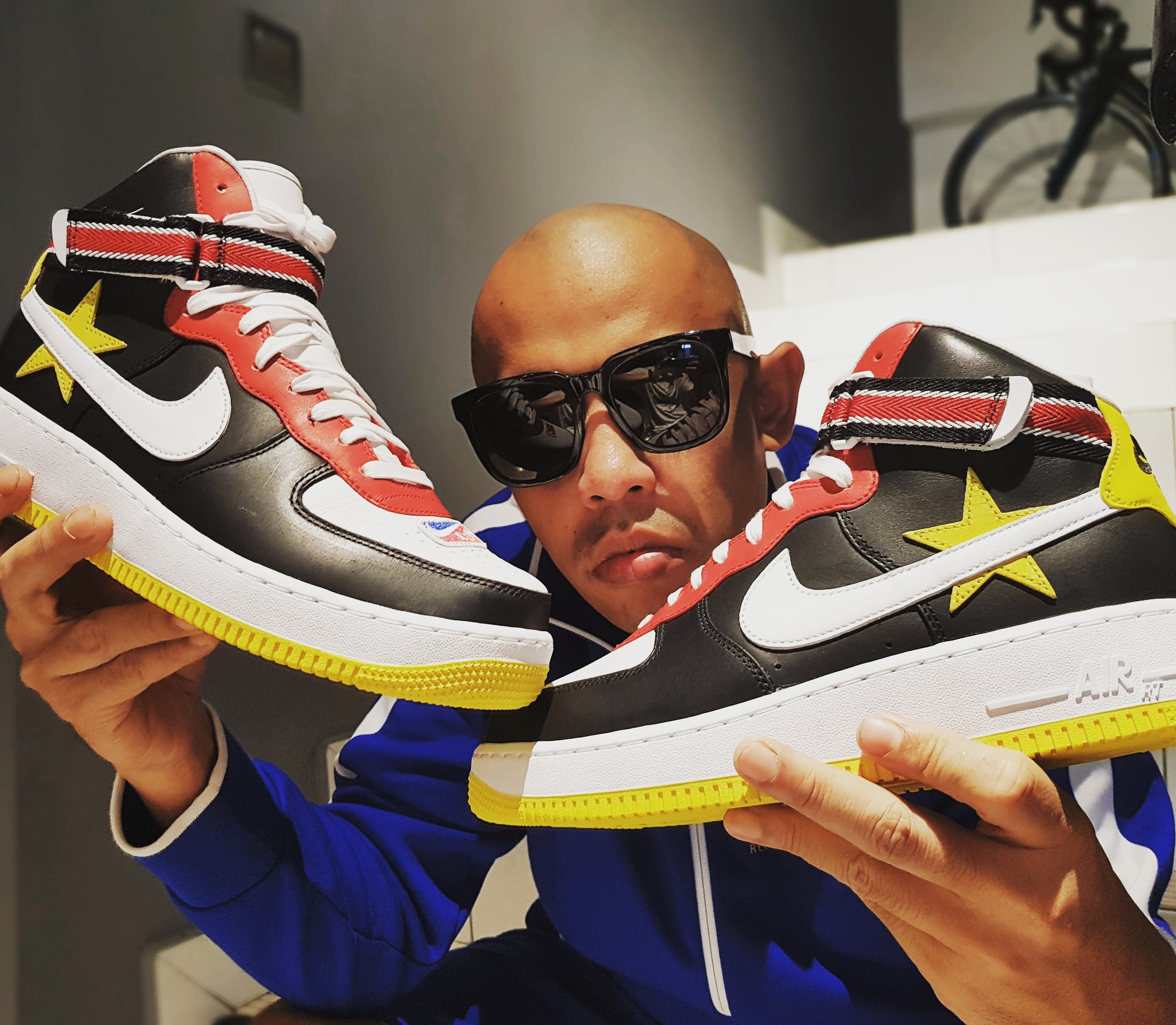 Joe Flizzow on X Another riccardotisci17 X nike collabo Thank you for the package Available at https t CMdoHjgmOU on March 1 and at NikeLab DSM SGP on March 3. teamnike nikert nikelab https t Oo...