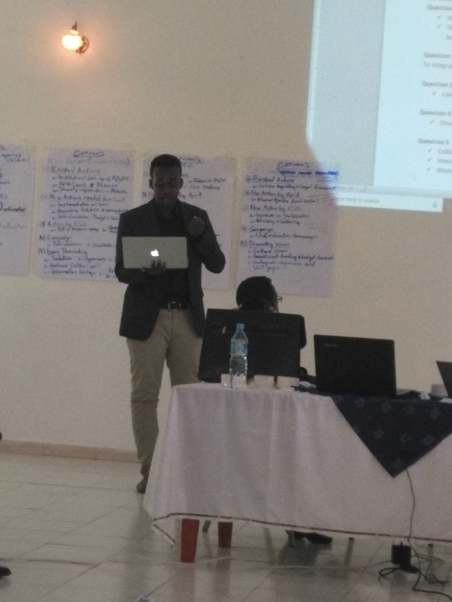 hgamute's tweet photo. @Fathibashe, a volunteer for #GSDG in a presentation of #SDG16+ . Welldone https://t.co/vcApDAjKuF