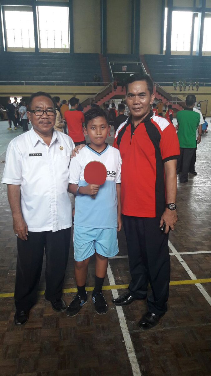 uptdblsari's tweet photo. Alhamdulillah kontingen O2SN kec blimbingsari dpt juara 1 senam ritmik dan juara 2 tenis meja putra tingkt kab bwi . @AzwarAnas_A3  @sulihtiyono3 https://t.co/amMYTS4KvI