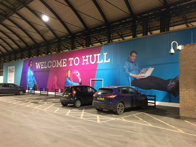 JohnEWrightHull's tweet photo. Not the best of nights to work all night, but we've managed to get this 40m x 6m installed.
@2017Hull #bigbanner #graphicinstalls https://t.co/gxU0MCxu0D