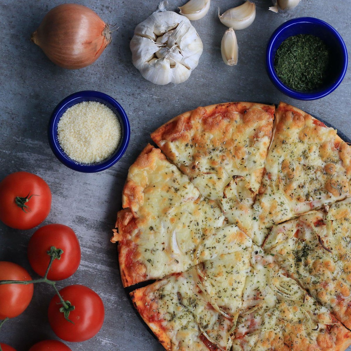 FishnCoMY's tweet photo. Cheese lovers raise your hands! 

Our Mediterranean Garden comes loaded with mozzarella to give you that "pull factor" when you sink your teeth into a slice. 🍕

#fishncomy https://t.co/rodB6Je7Hh