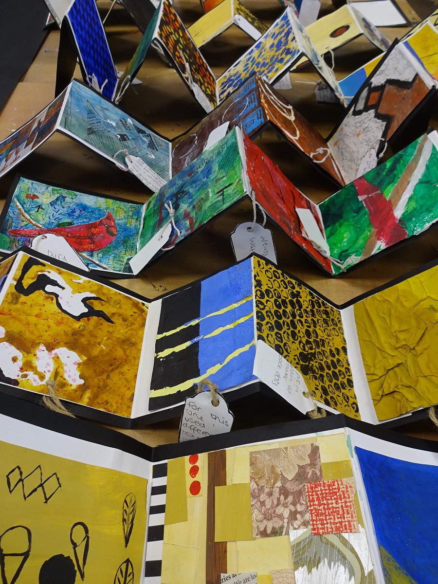 Art at Ballard: Year 9 have been experimenting with a wide range of materials and techniques in conjunction with each other.  They have been looking at the artists Judy Pau, Linda Bell and Karen Knutson ow.ly/pgBY30iDXtd #Art #MadeAtBallard