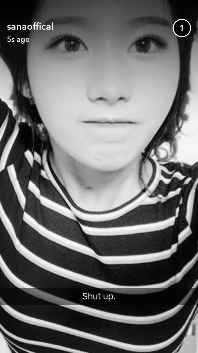 「ᴍᴏᴍᴏ sɴᴀᴘs sᴀɴᴀ」        “𝚜𝚑𝚞𝚝 𝚞𝚙.”