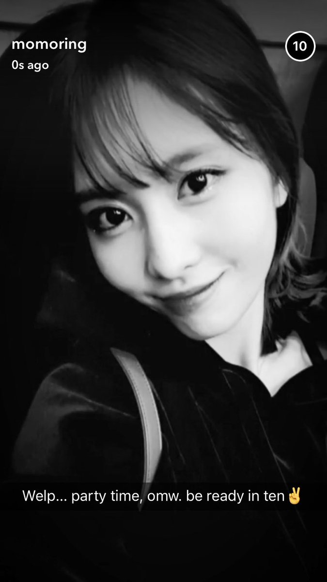 「ᴍᴏᴍᴏ sɴᴀᴘs sᴀɴᴀ」        “𝚜𝚑𝚞𝚝 𝚞𝚙.”